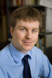 Faculty Member Richard Hennig